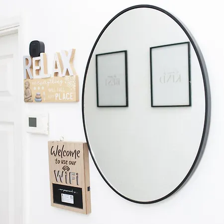 Lohia Nights 미들즈브러