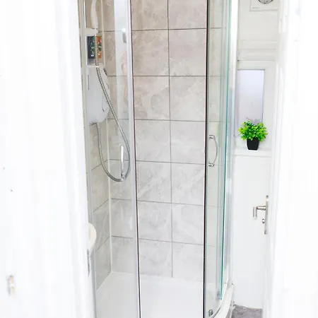 펜션 Lohia Nights 미들즈브러